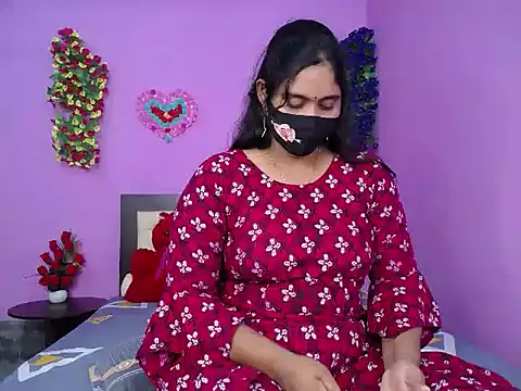 Hot Maleka online show from October 31, 2025, 4:19 pm