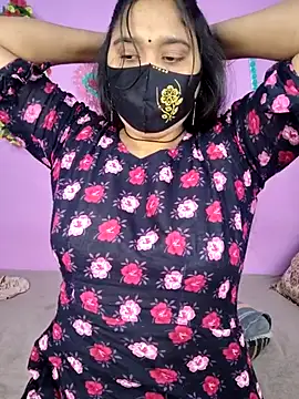 Hot Maleka online show from December 22, 2025, 1:24 am