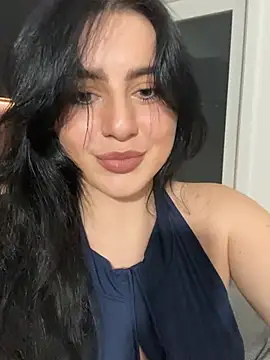 Snapshot of Evelyn___Sweet chatting on May 7, 2026, 8:58 pm Evelyn Sweet online show from May 7, 2026, 8:58 pm