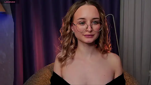 Tiffanyhunt online show from February 1, 2025, 6:08 pm