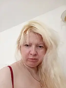 Snapshot of Lauri_scherri chatting on July 14, 2026, 2:45 pm Lauri scherri online show from July 14, 2026, 2:45 pm