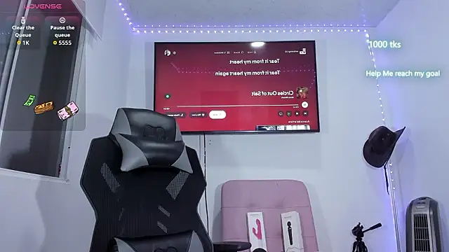 emily palmeer online show from March 4, 2026, 9:04 am