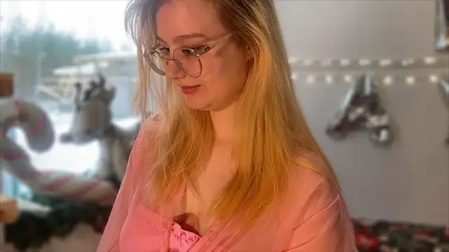 Snapshot of JacyWinslat chatting on January 16, 2025, 10:42 am JacyWinslat online show from January 16, 2025, 10:42 am