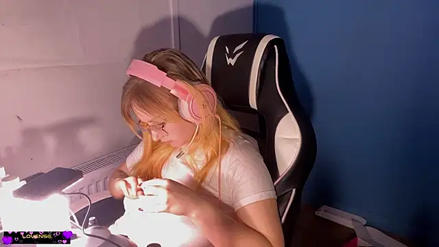 Snapshot of JacyWinslat chatting on March 1, 2025, 12:50 am JacyWinslat online show from March 1, 2025, 12:50 am