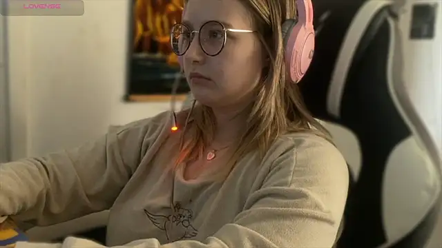 Snapshot of JacyWinslat chatting on September 9, 2025, 10:26 am JacyWinslat online show from September 9, 2025, 10:26 am