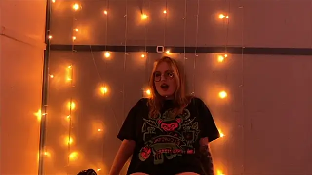 Snapshot of JacyWinslat chatting on November 10, 2025, 1:48 am JacyWinslat online show from November 10, 2025, 1:48 am