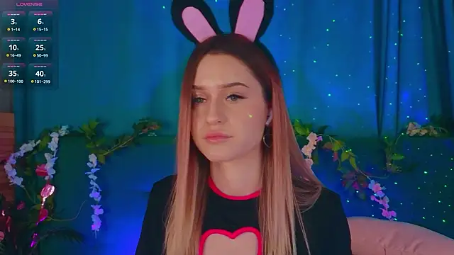 Snapshot of AlinaWalters chatting on February 27, 2026, 8:20 pm AlinaWalters online show from February 27, 2026, 8:20 pm