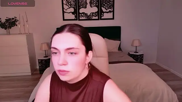 DaniellaLovely online show from December 16, 2025, 10:42 am