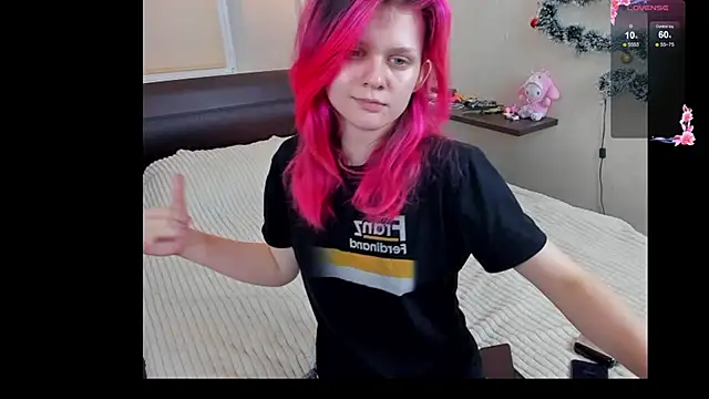 JulieTaylors online show from April 14, 2026, 10:16 pm