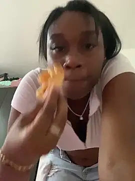 Snapshot of EscorpiLeoncita chatting on March 9, 2025, 10:19 pm EscorpiLeoncita online show from March 9, 2025, 10:19 pm