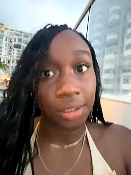 Snapshot of EscorpiLeoncita chatting on November 16, 2025, 10:48 pm EscorpiLeoncita online show from November 16, 2025, 10:48 pm