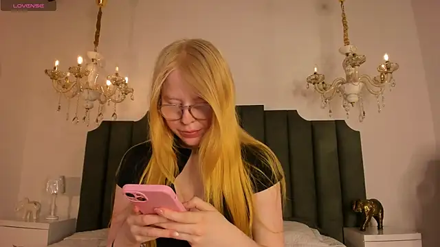 Alexa Handler online show from January 16, 2026, 3:54 am