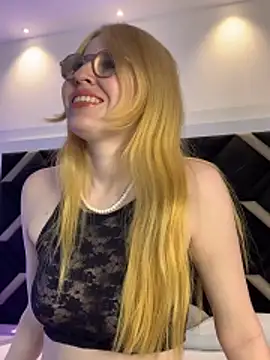 Snapshot of Alexa_Handler chatting on May 30, 2026, 7:33 pm Alexa Handler online show from May 30, 2026, 7:33 pm