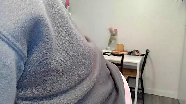 Kittyymaze1 online show from March 13, 2026, 5:41 pm