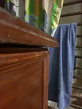 Snapshot of macg96 chatting on November 24, 2025, 6:46 am macg96 online show from November 24, 2025, 6:46 am