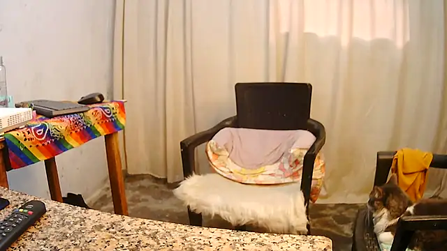 Oh Tique online show from January 18, 2025, 3:49 pm