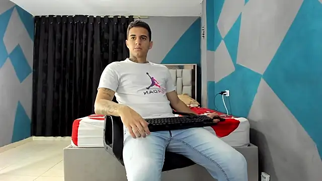 simookeler online show from December 22, 2024, 2:39 am