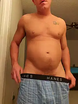 Snapshot of Bigtater1999 chatting on September 29, 2025, 9:19 pm Bigtater1999 online show from September 29, 2025, 9:19 pm