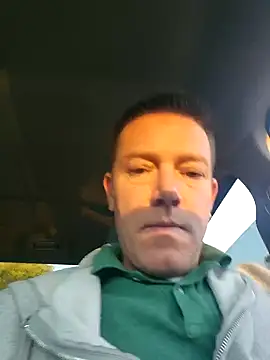 Snapshot of Bigtater1999 chatting on October 20, 2025, 11:43 am Bigtater1999 online show from October 20, 2025, 11:43 am