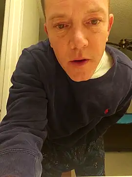 Snapshot of Bigtater1999 chatting on November 14, 2025, 12:09 am Bigtater1999 online show from November 14, 2025, 12:09 am