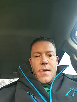 Snapshot of Bigtater1999 chatting on December 16, 2025, 12:43 pm Bigtater1999 online show from December 16, 2025, 12:43 pm