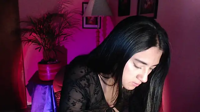 bunnyemilyrose36 online show from February 8, 2026, 7:56 am