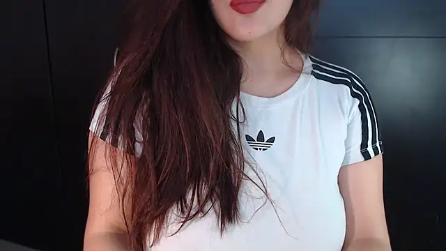 Snapshot of AdharaLujan chatting on March 16, 2025, 4:34 pm AdharaLujan online show from March 16, 2025, 4:34 pm