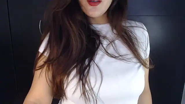 Snapshot of AdharaLujan chatting on February 16, 2026, 1:29 pm AdharaLujan online show from February 16, 2026, 1:29 pm