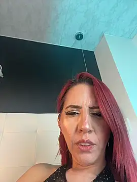 Snapshot of Aixa_hill1 chatting on October 27, 2025, 12:15 am Aixa hill1 online show from October 27, 2025, 12:15 am