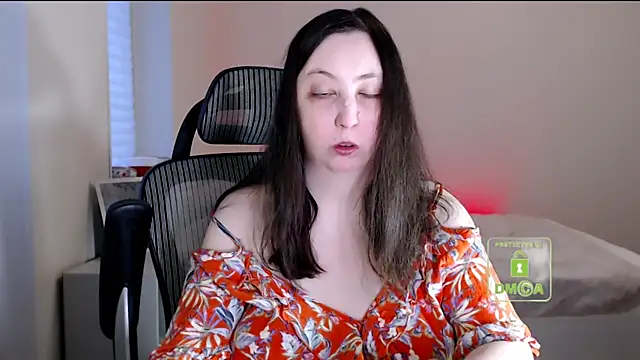 cute and hot online show from February 17, 2026, 2:46 pm