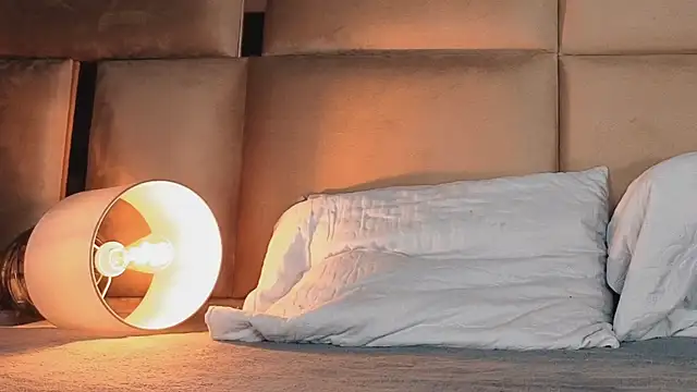 Snapshot of angelinepossy chatting on September 26, 2025, 9:41 pm angelinepossy online show from September 26, 2025, 9:41 pm