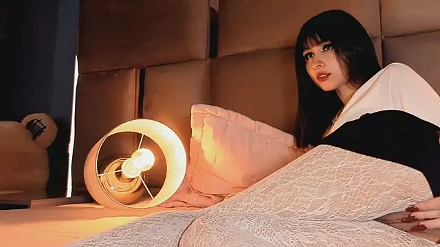 Snapshot of angelinepossy chatting on November 11, 2025, 6:30 pm angelinepossy online show from November 11, 2025, 6:30 pm