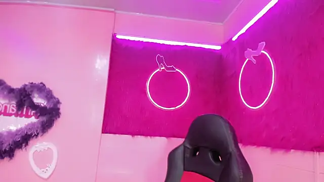 Angel21    online show from December 3, 2024, 10:40 pm