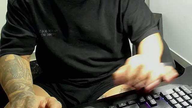 stebankechima online show from October 12, 2025, 11:26 pm