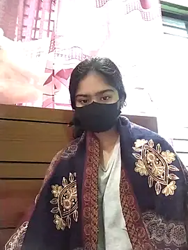 Snapshot of Arisha- chatting on January 8, 2025, 10:04 am Arisha- online show from January 8, 2025, 10:04 am