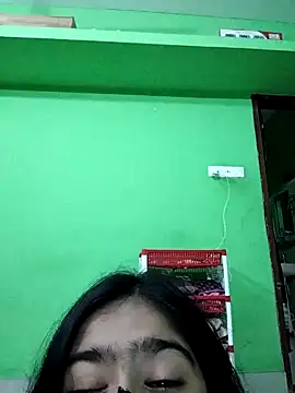 Snapshot of Arisha- chatting on January 12, 2025, 2:09 pm Arisha- online show from January 12, 2025, 2:09 pm