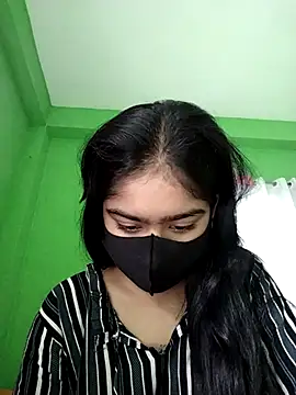 Snapshot of Arisha- chatting on January 13, 2025, 8:15 am Arisha- online show from January 13, 2025, 8:15 am