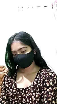 Snapshot of Arisha- chatting on February 3, 2025, 6:39 pm Arisha- online show from February 3, 2025, 6:39 pm