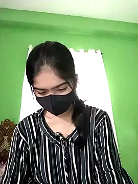 Snapshot of Arisha- chatting on February 5, 2025, 10:19 am Arisha- online show from February 5, 2025, 10:19 am