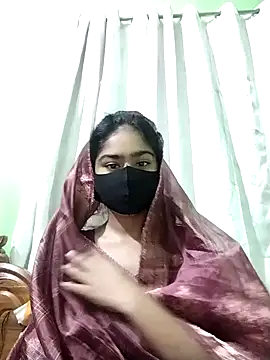 Snapshot of Arisha- chatting on February 10, 2025, 5:30 pm Arisha- online show from February 10, 2025, 5:30 pm