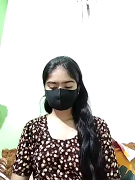 Snapshot of Arisha- chatting on February 17, 2025, 11:23 am Arisha- online show from February 17, 2025, 11:23 am