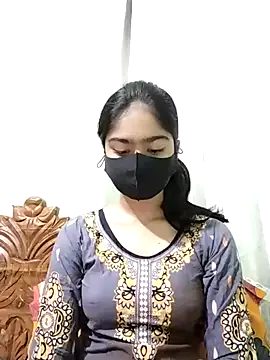 Snapshot of Arisha- chatting on February 20, 2025, 11:21 pm Arisha- online show from February 20, 2025, 11:21 pm