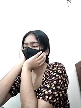 Snapshot of Arisha- chatting on March 4, 2025, 4:41 pm Arisha- online show from March 4, 2025, 4:41 pm