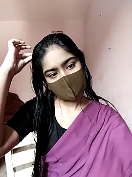 Snapshot of Arisha- chatting on November 10, 2025, 6:45 am Arisha- online show from November 10, 2025, 6:45 am