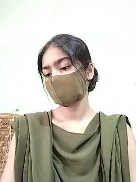 Snapshot of Arisha- chatting on May 20, 2026, 6:30 am Arisha- online show from May 20, 2026, 6:30 am
