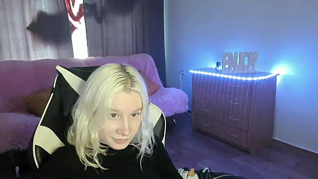 EnigmaSee online show from May 18, 2026, 5:24 am