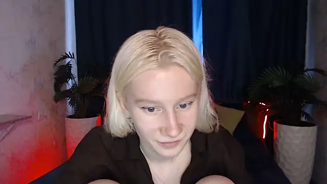 EnigmaSee online show from June 12, 2026, 2:32 am
