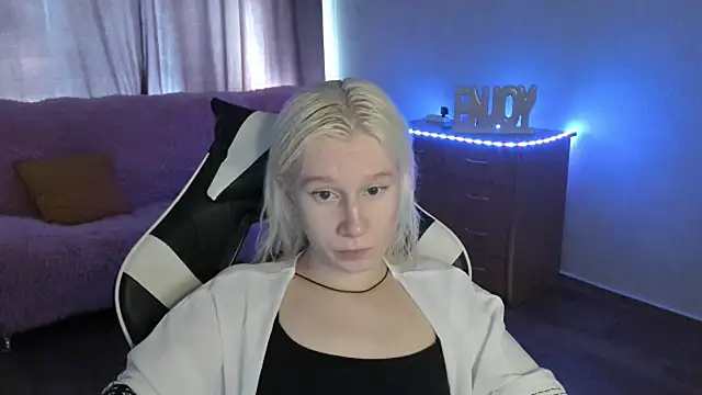 EnigmaSee online show from June 29, 2026, 1:34 am