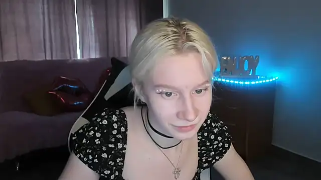 EnigmaSee online show from July 13, 2026, 2:36 am
