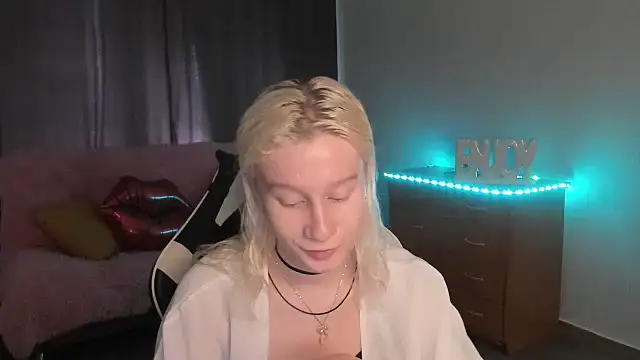 EnigmaSee online show from July 22, 2026, 2:14 am